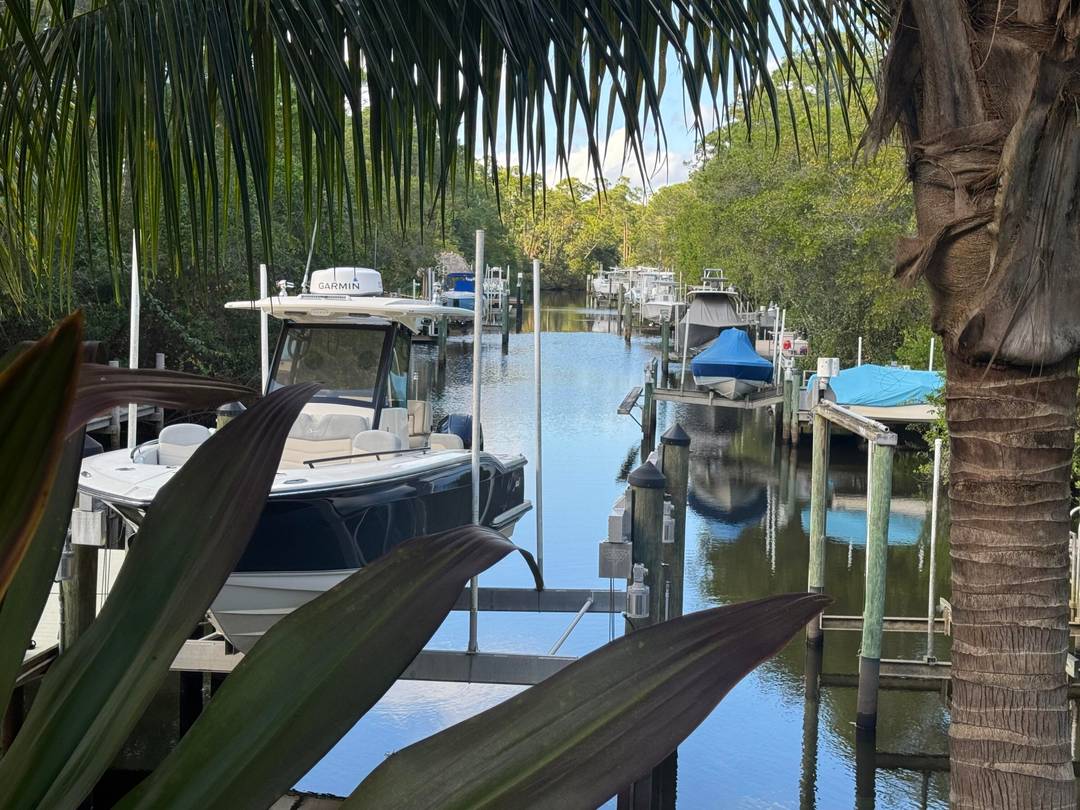 Ocean Access Waterfront living in Jupiter.