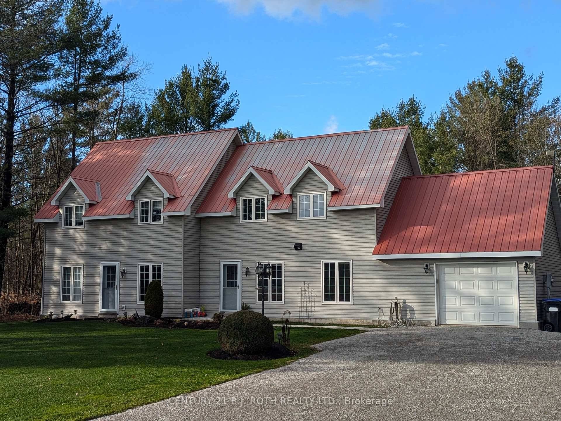 NEW PRICE ! POOL ! Discover the perfect blend of modern comfort and country charm in this stunning 3 bedroom home, nestled on a serene 1 acre lot just minutes ...