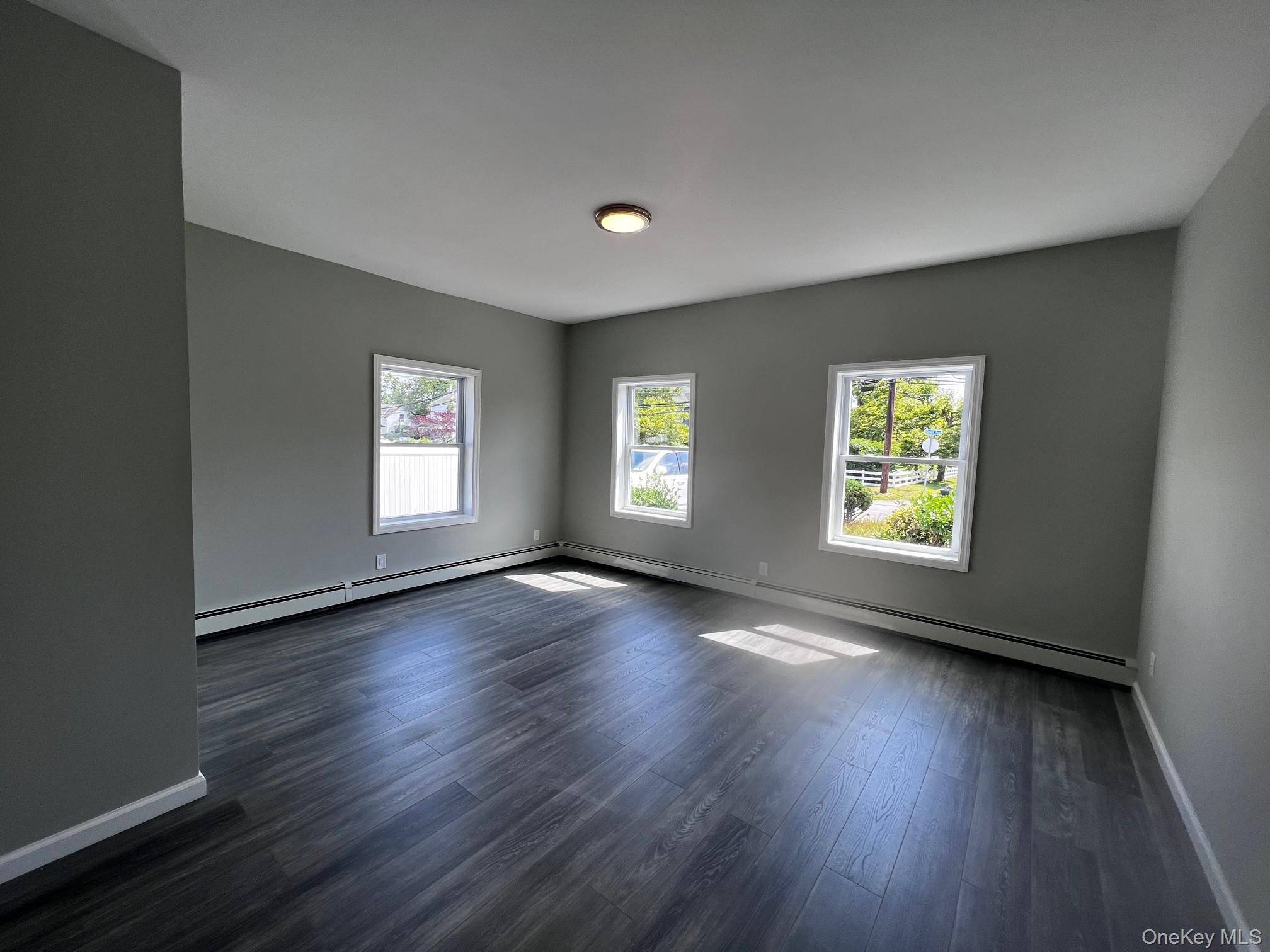 OPEN HOUSE 9 20 25 12 2PM BEAUTIFULLY RENOVATED, LEGAL, 1st FL APARTMENT IN MULTIFAMILY HOUSE, STAIRS ONLY NO ELEVATOR ; NO PETS ; TENANT PAYS ELECTRIC AND GAS FOR ...