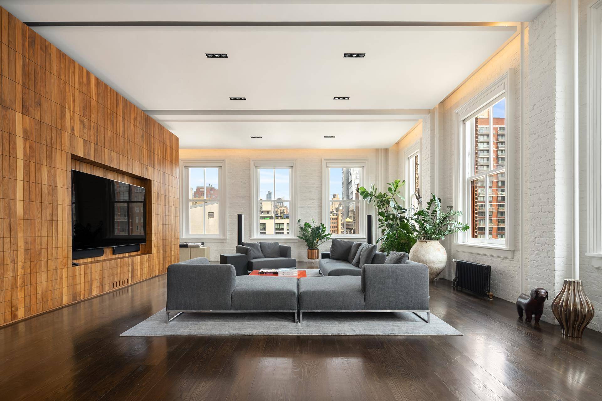 A Douglas Elliman Exclusive by The Eklund Gomes Team Welcome to Residence 7R at 43 West 13th Street a rare, light filled corner loft in the heart of Greenwich Village.