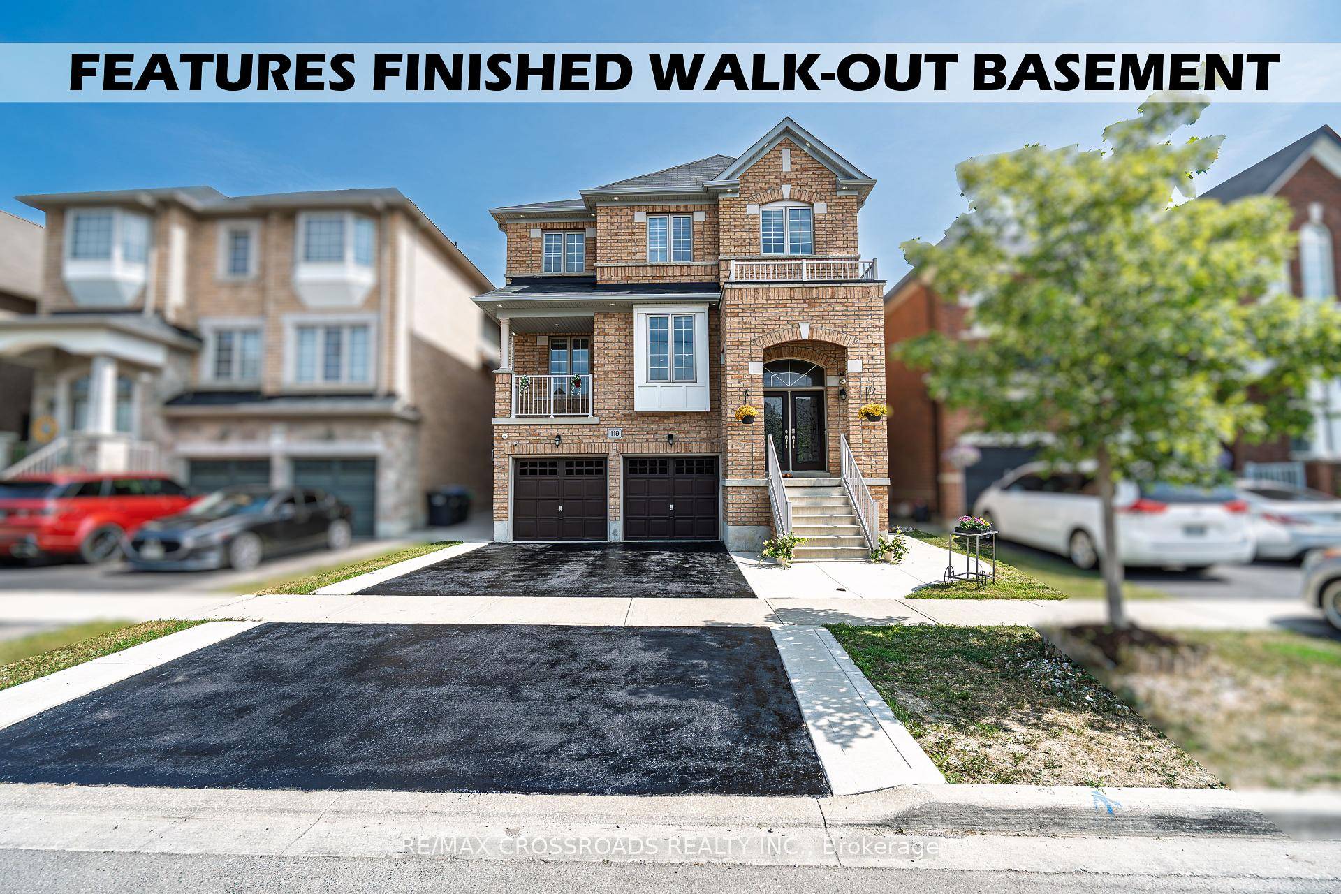 Welcome to 119 Russell Creek Drive, Brampton !