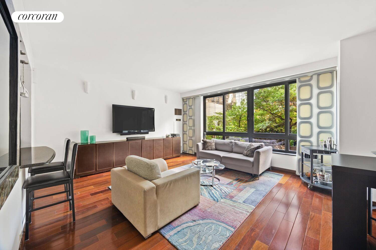 Beautifully Renovated South Facing 1 Bedroom, 1 Bath apartment available at 100 United Nations Plaza one of Manhattan's premier white glove condominiums.