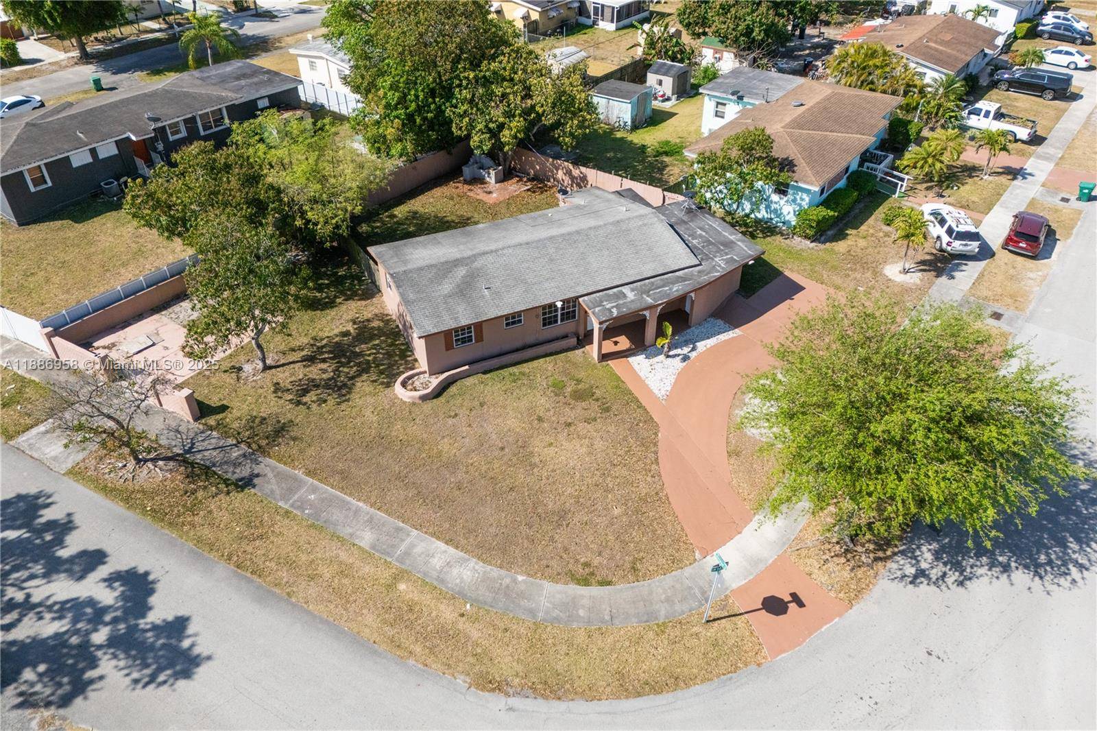 This delightful 4 bedroom, 1.