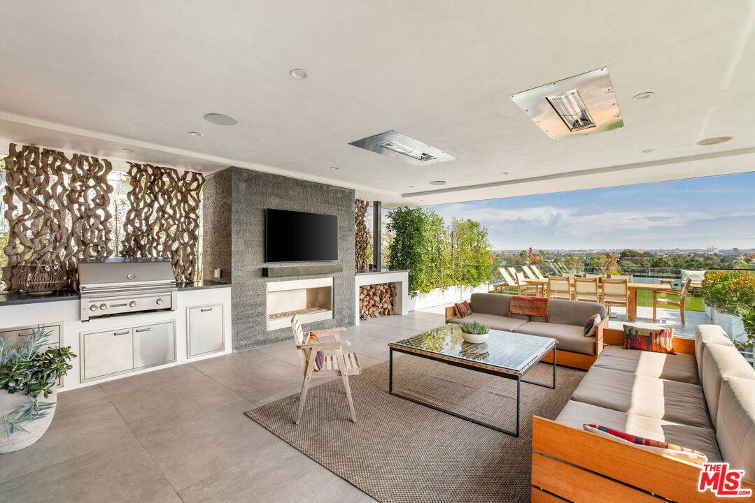 2120   Marine St 5BR Santa Monica La