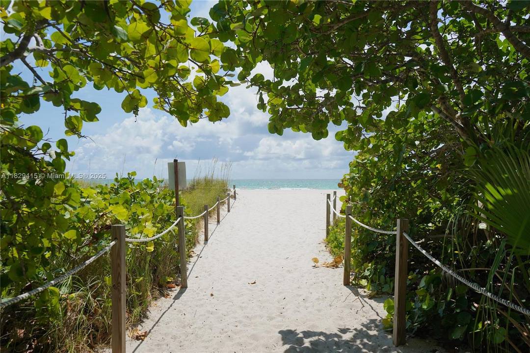 Step into a bright 2 Bedroom Convertible Unit with Northeast Ocean Views Millionaire's Row, Miami Beach Fl.