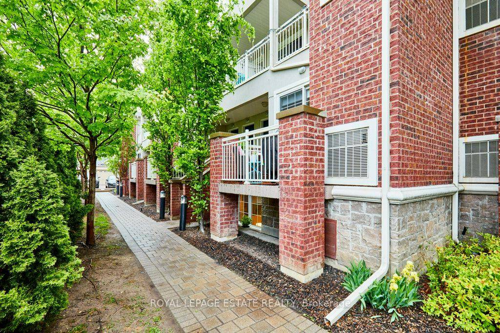 Welcome to Your Dream Home in the heart of the Upper Beaches !
