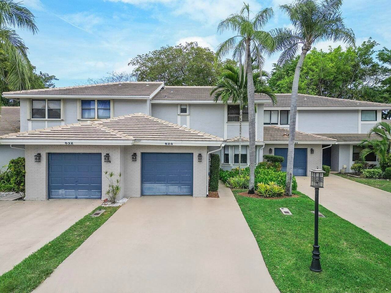 Remodeled Lakefront 3 Bedroom and 2.