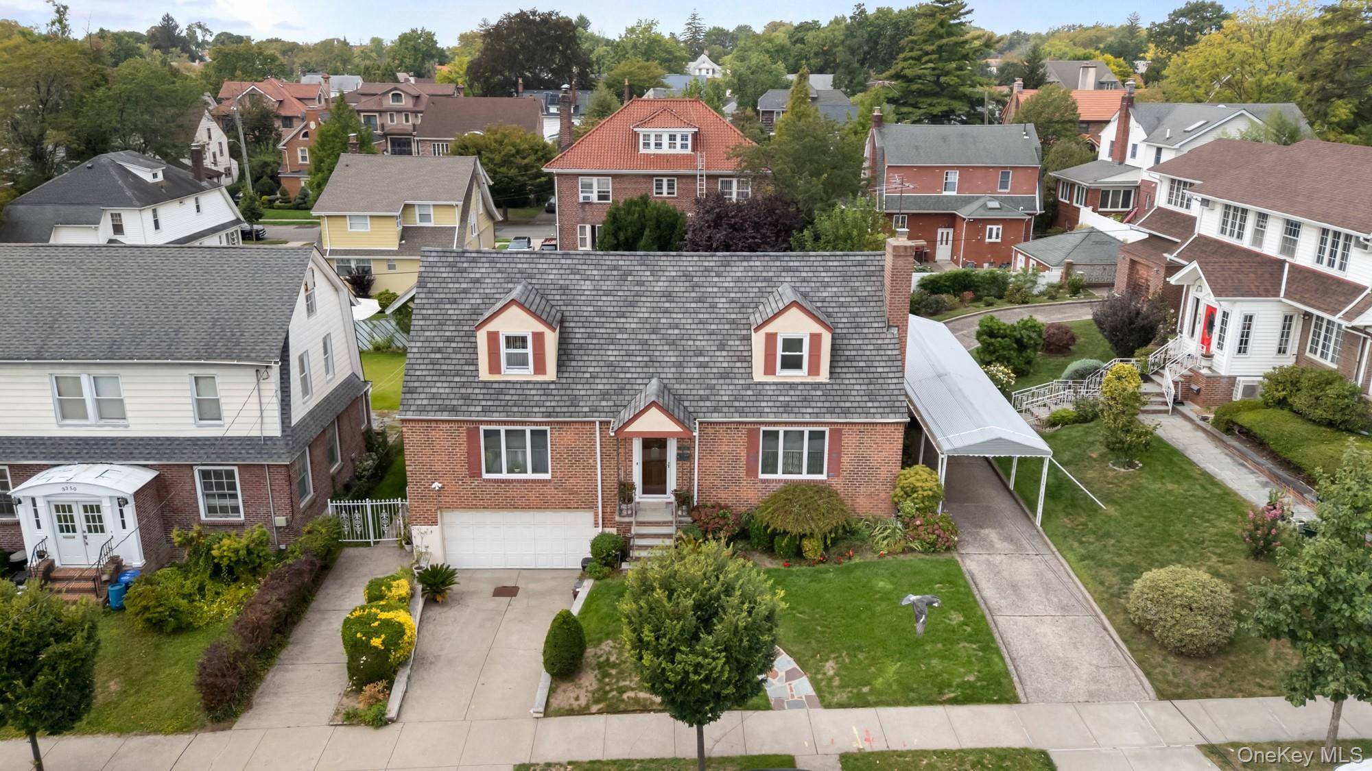 Beautiful 1 family house located in North Flushing Murray Hill with 60X100 6000sqft Lot Size.