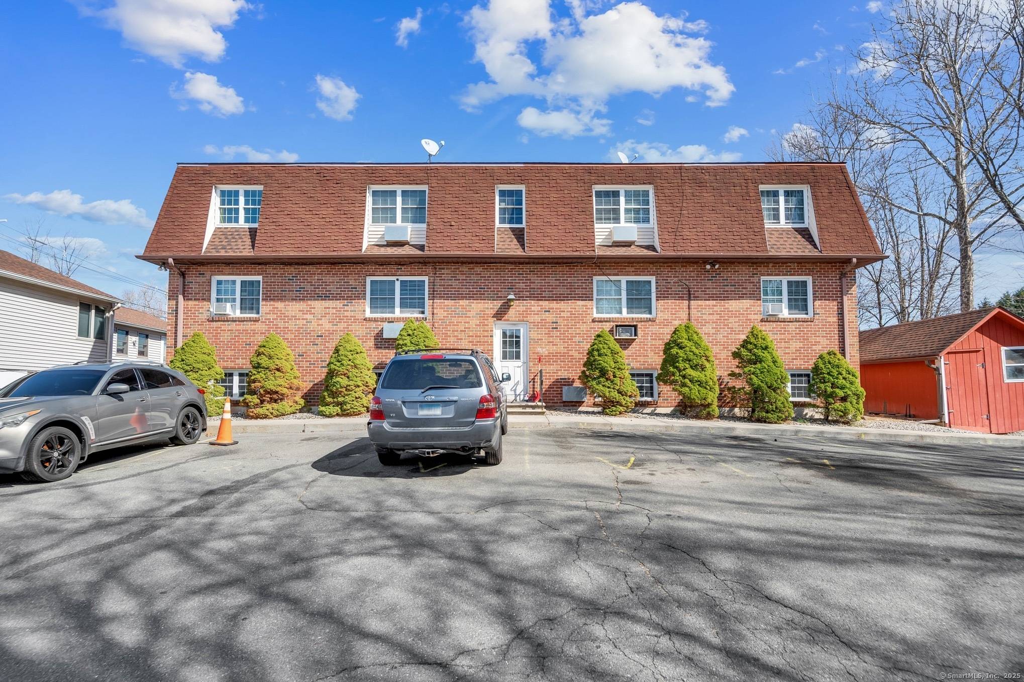 Rare 9 unit investment opportunity in Bristol !