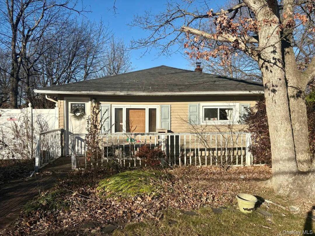 Opportunity knocks in Deer Park.