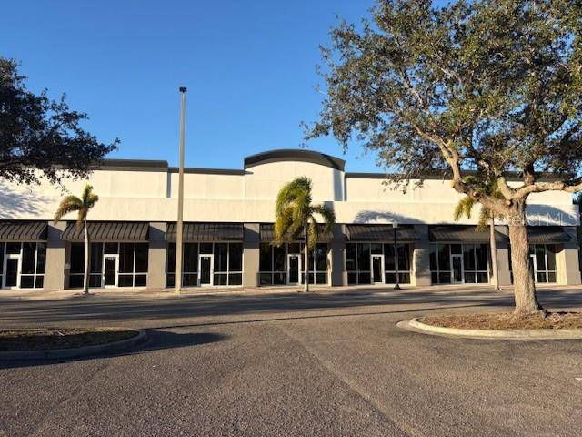 This spacious commercial retail property offers approximately 5, 000 square feet of versatile, divisible space designed to meet a variety of needs.