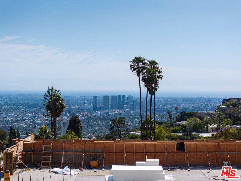 1868 N Doheny Dr Sunset Strip La