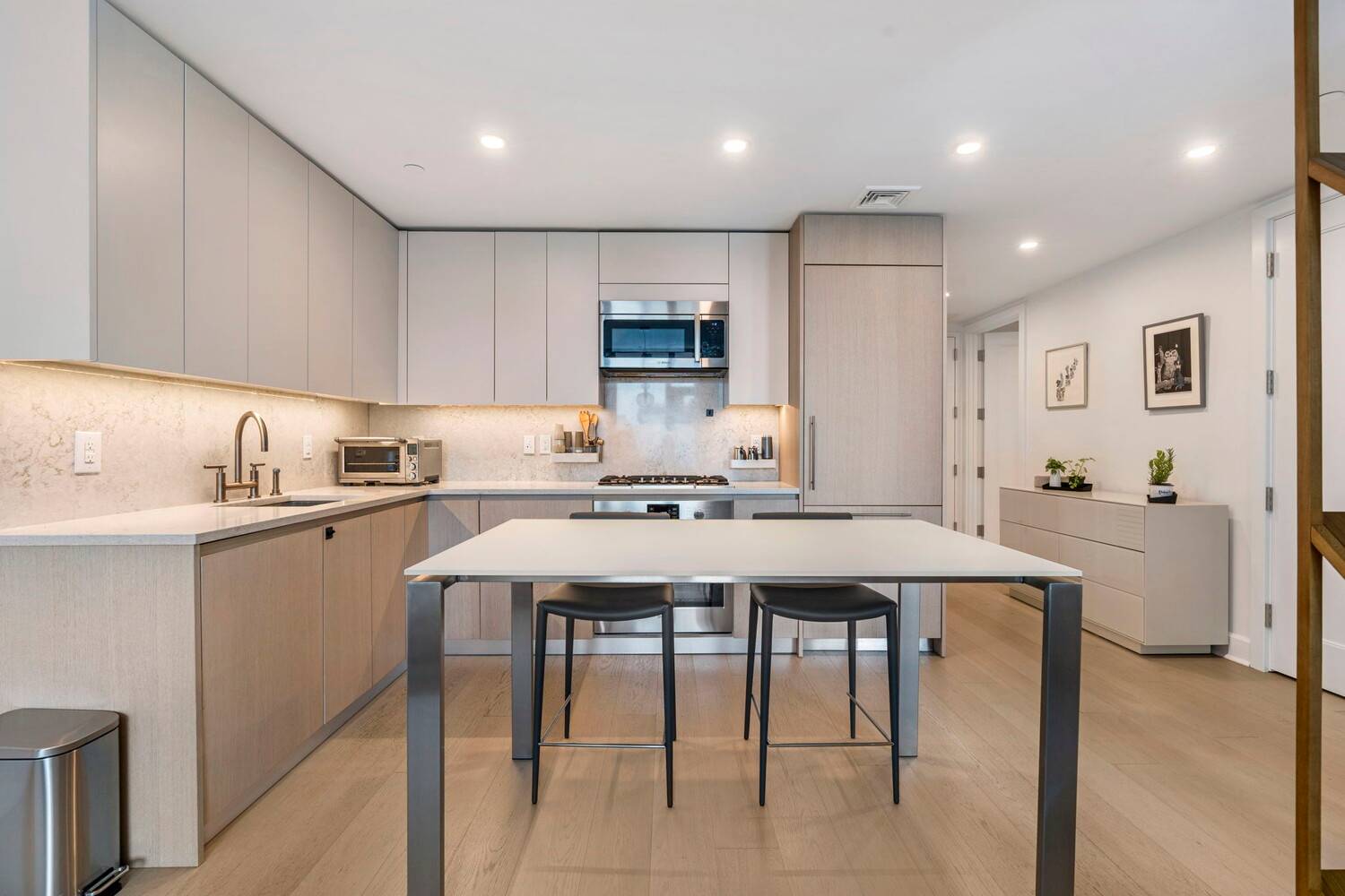 Modern Elegance Meets Prime North Williamsburg Living Welcome to The North, Williamsburg's premier boutique condominium, built in 2021 and perfectly located just steps from McCarren Park.