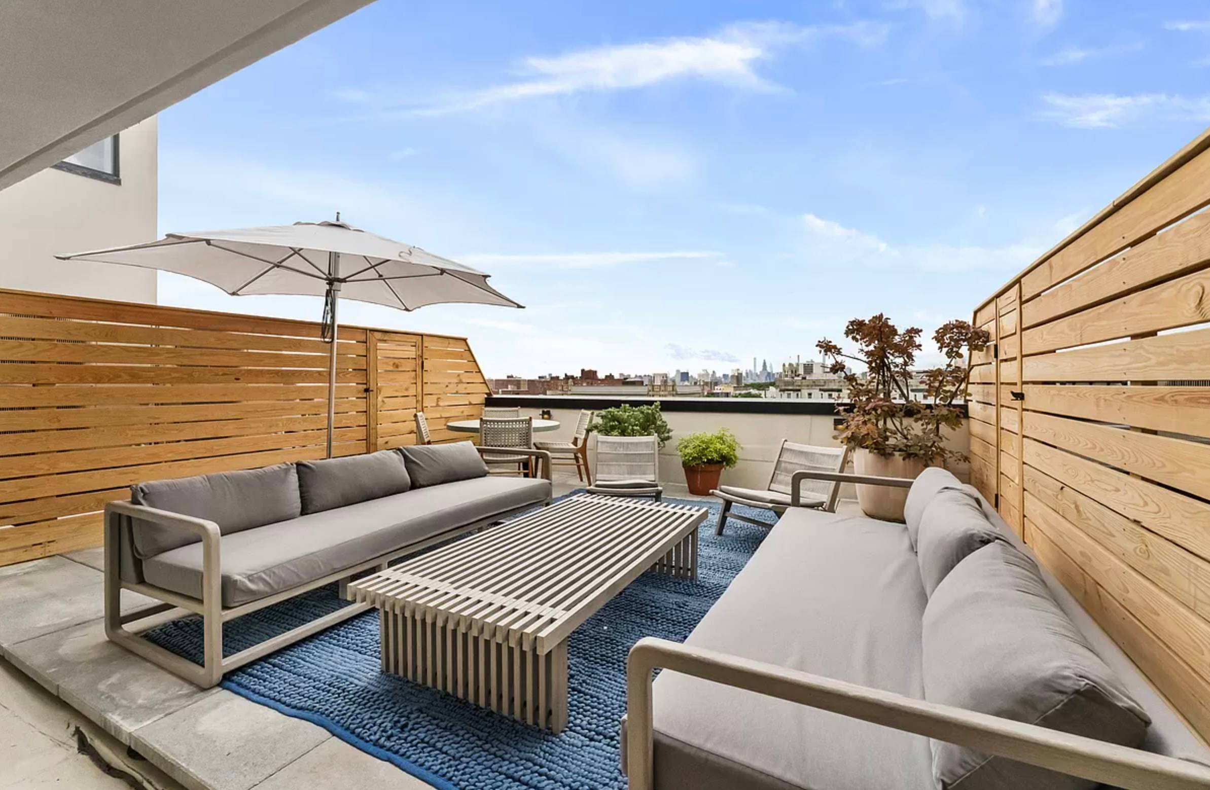 This apartment is bathed in sunlight, boasting southern exposures in the living room.