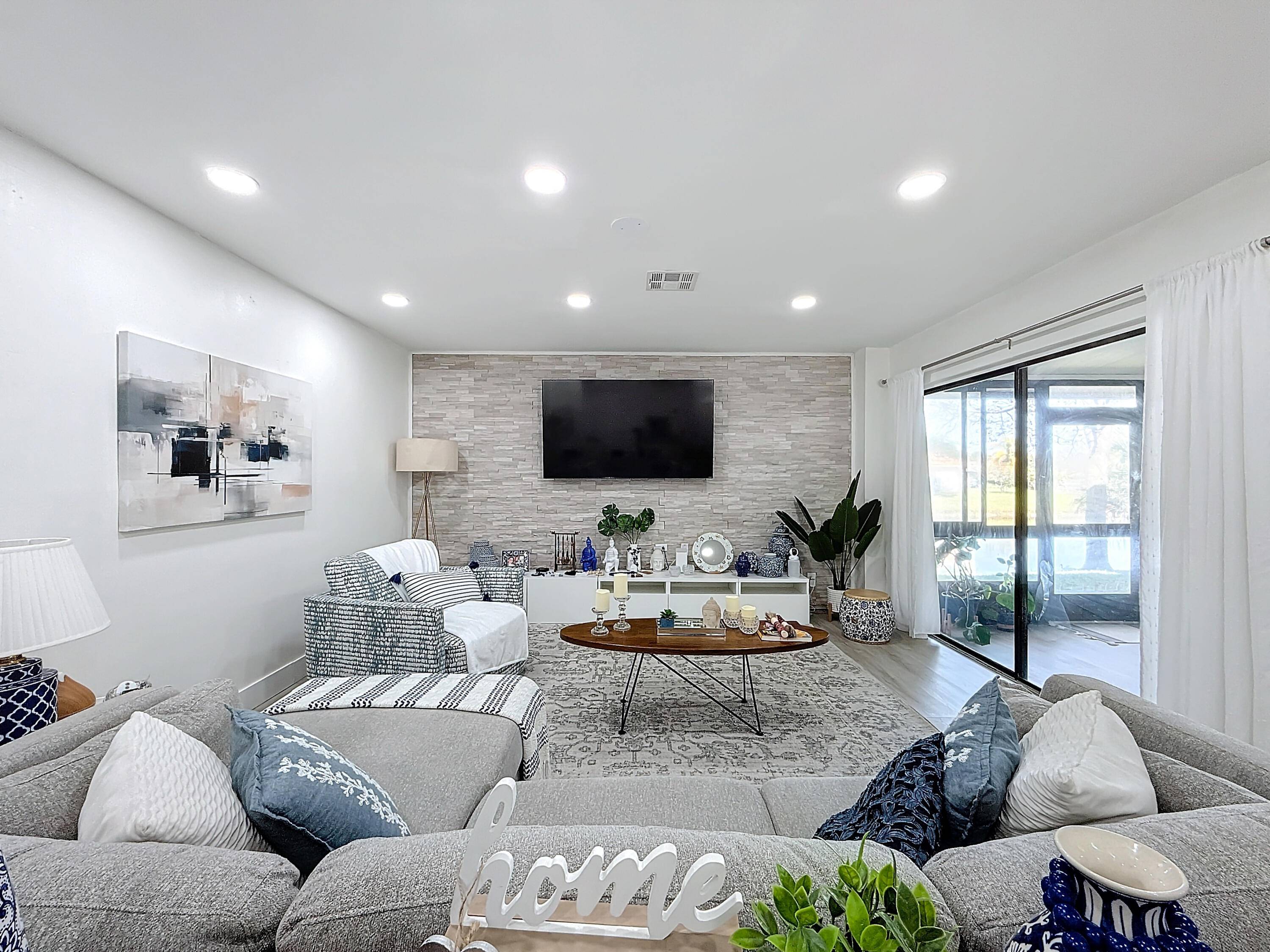 This beautifully renovated 2 bedroom, 2.