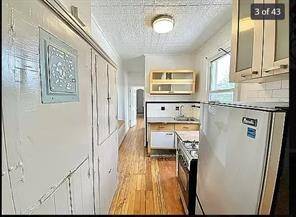PRIME GREENPOINT WILLIAMSBURG 6 FAMILY INVESTMENT OPPORTUNITY Exceptional and well maintained 6 family brick building featuring 3 rent stabilized units and 3 free market apartments, with a strong rental income ...