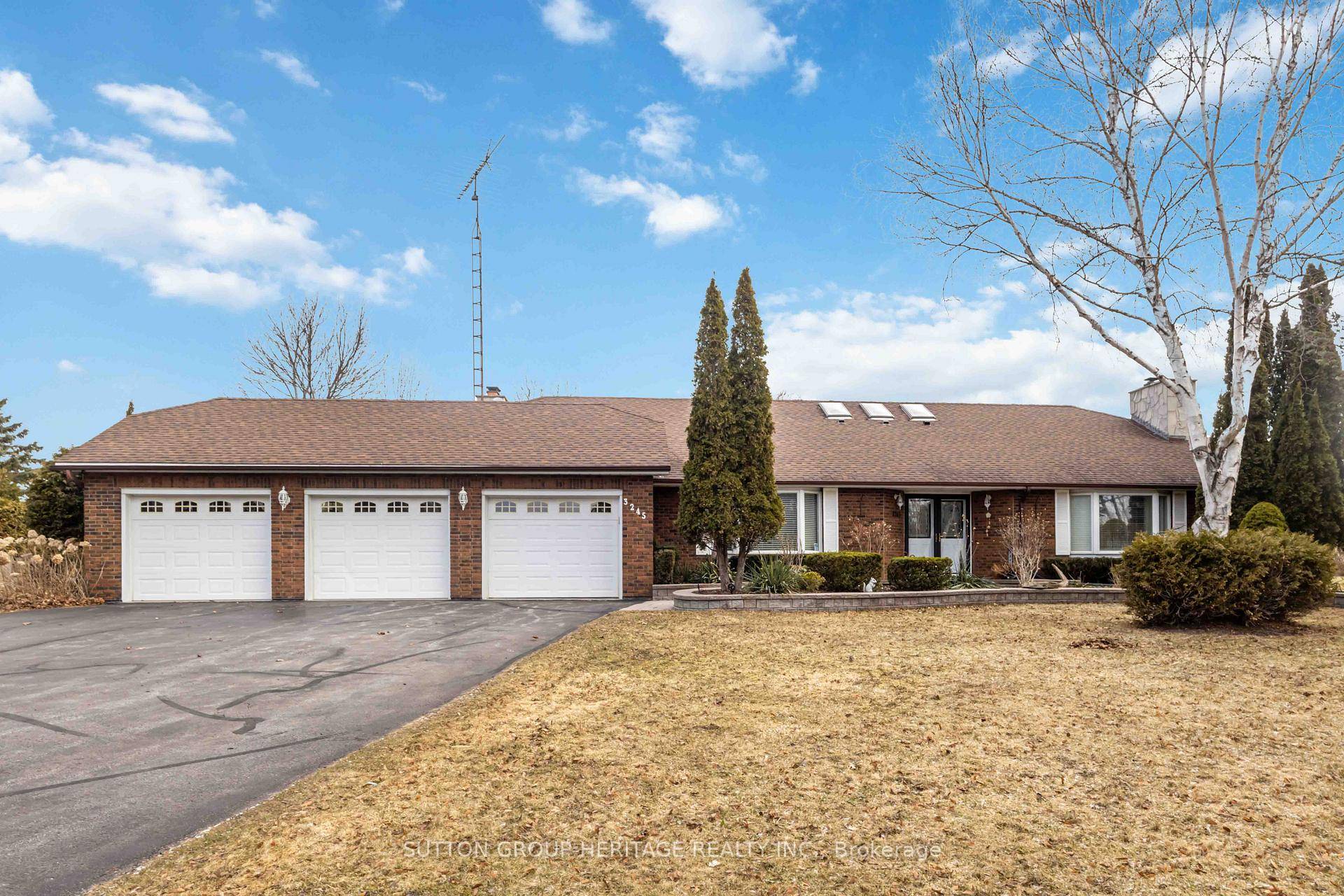 Welcome to 3245 North View Court, a truly exceptional home nestled in an exclusive enclave of custom built homes !
