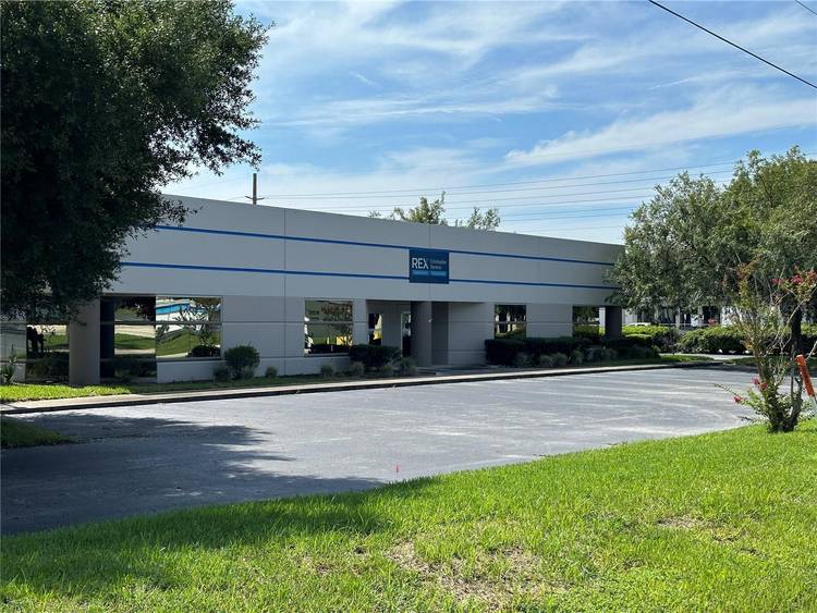 21, 969 SF office industrial building located just off SR 40 in the Ocala Airport Commerce Park OACP.
