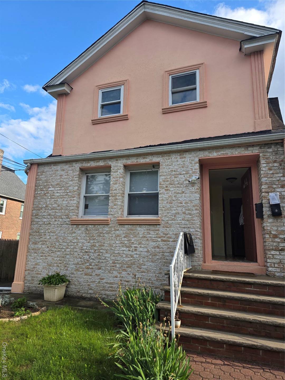 3 Bedroom Apt, 2nd Floor steps to go up.