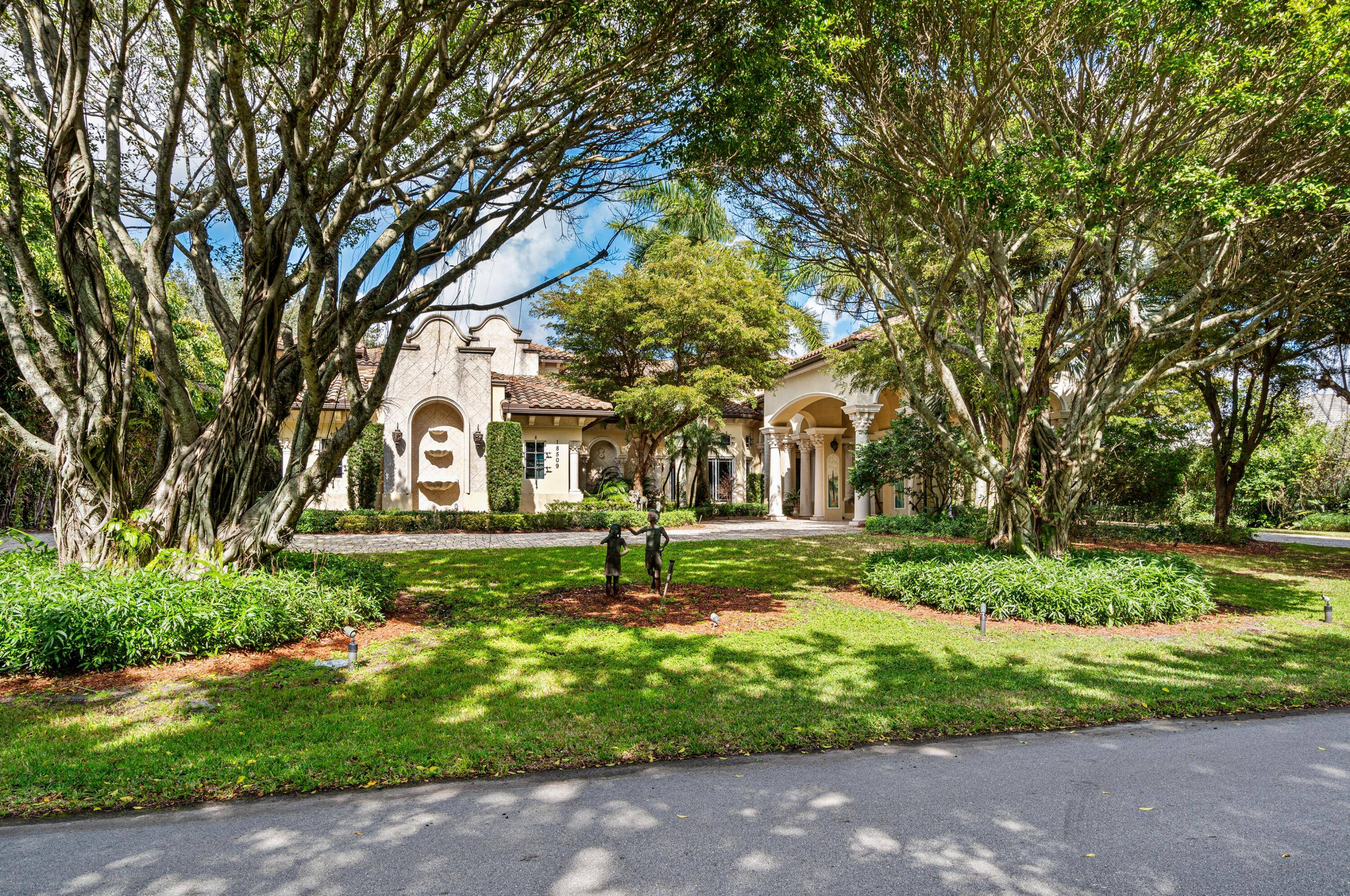 In the Eden of Boca Raton neighborhoods, Long Lake Estates hides in plain sight off of Clint Moore Road, with convenient access to the Turnpike.