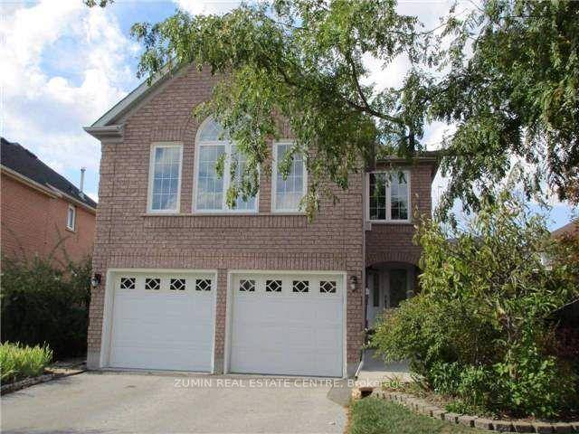 A beautifully maintained fully detached home in a highly desirable location.