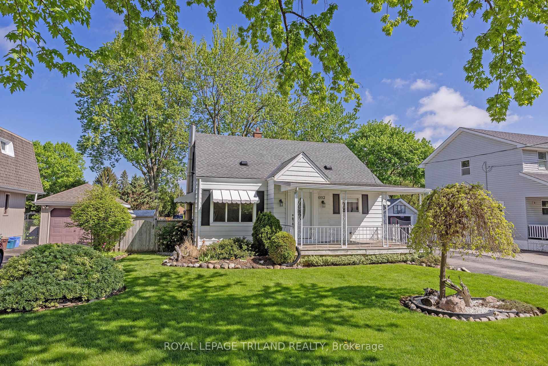 This sweet cottage like home in Lambeth awaits your renovation ideas and offers incredible potential !