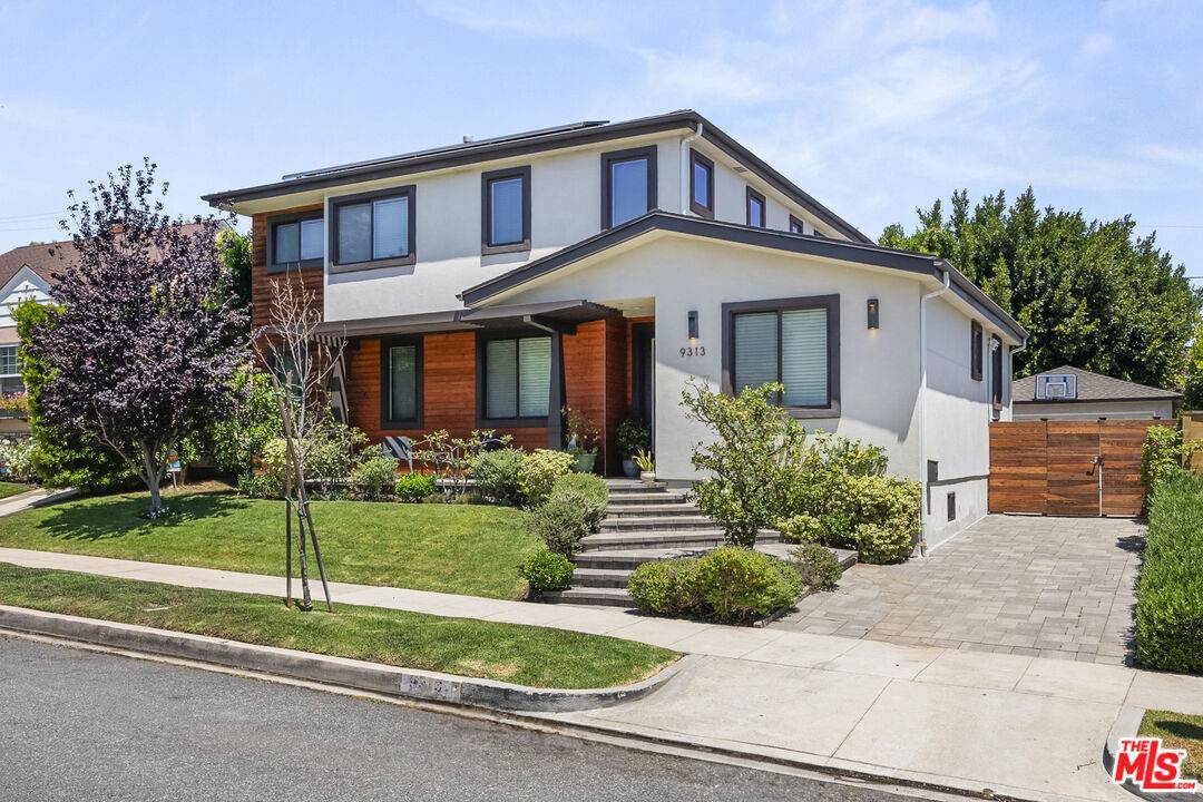 9313 Bolton Rd 7BR La