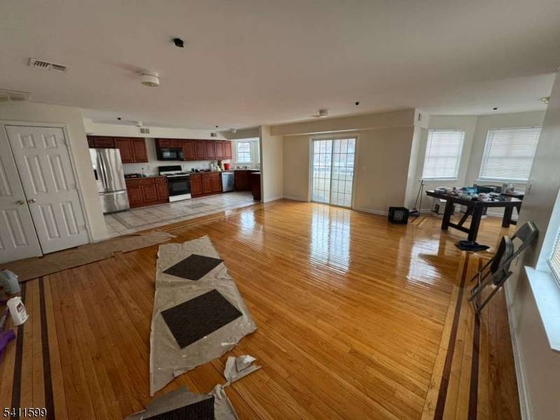 Exceptional investment opportunity in Newark !