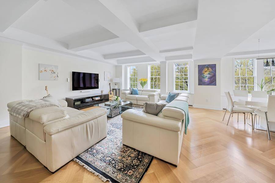 360 Central Park West, New York, NY, 10025 4 BR for rent, apartment