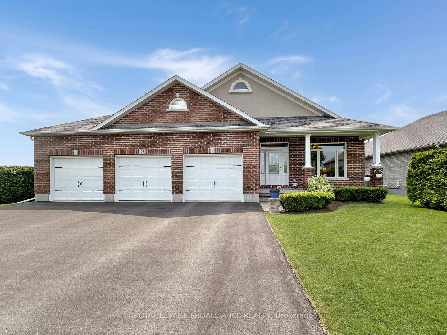This original owner, unique and one of a kind custom designed Mirtren built 4 level back split with 3 car garage is ideally located on a professionally landscaped premium lot ...