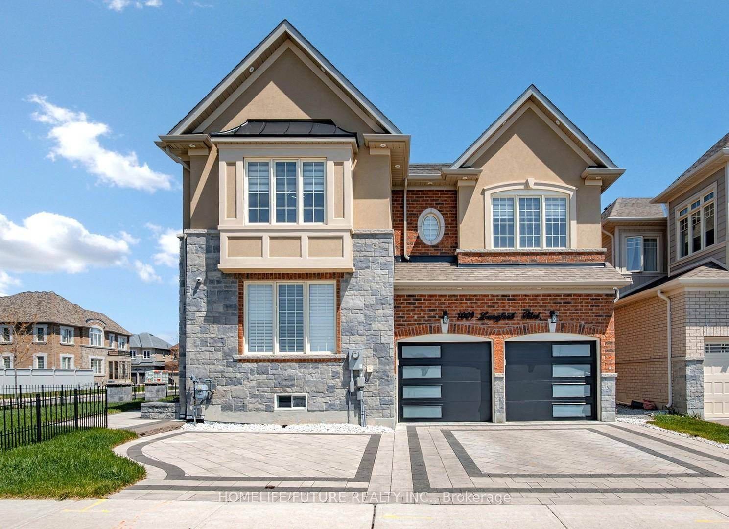 Welcome To This Stunning 5 Bedroom Family Home Located In The Highly Desirable Bradford West Gwillimbury Community.