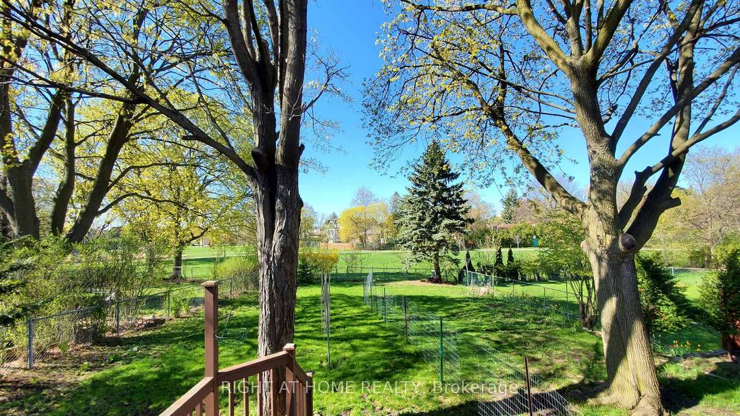 Spacious and full of natural light, this newly renovated 800 sq.