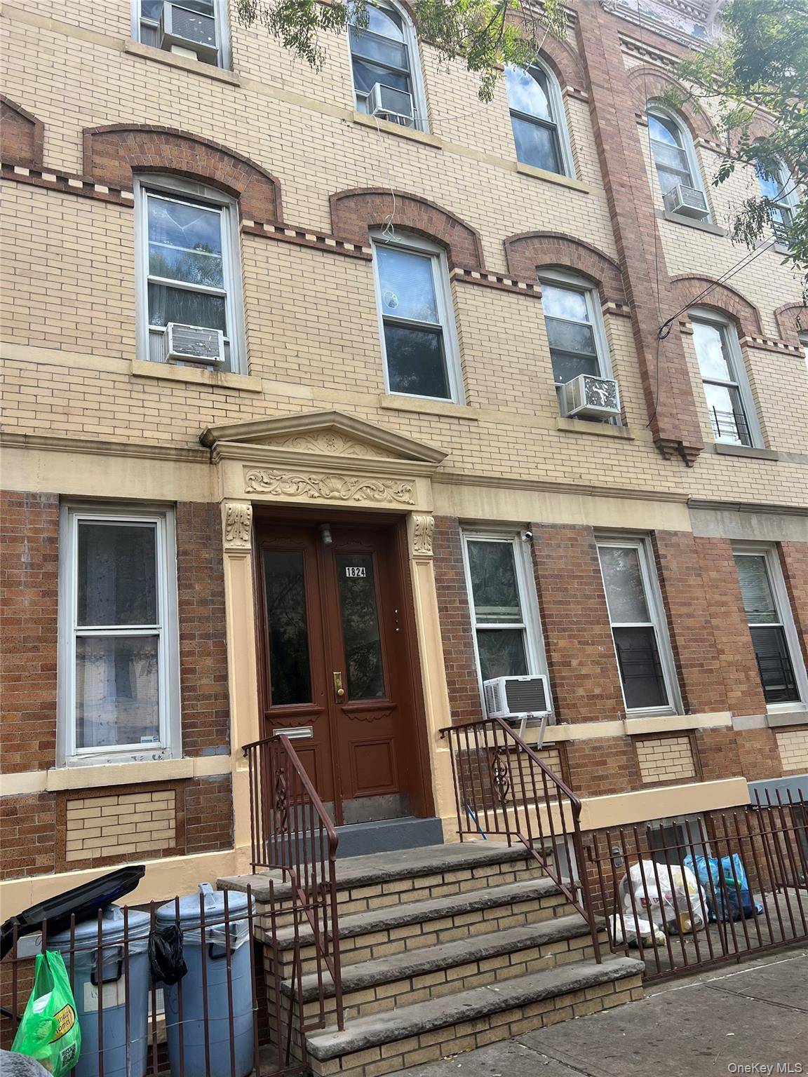 Great 6 dwelling property in the prime part of Ridgewood.