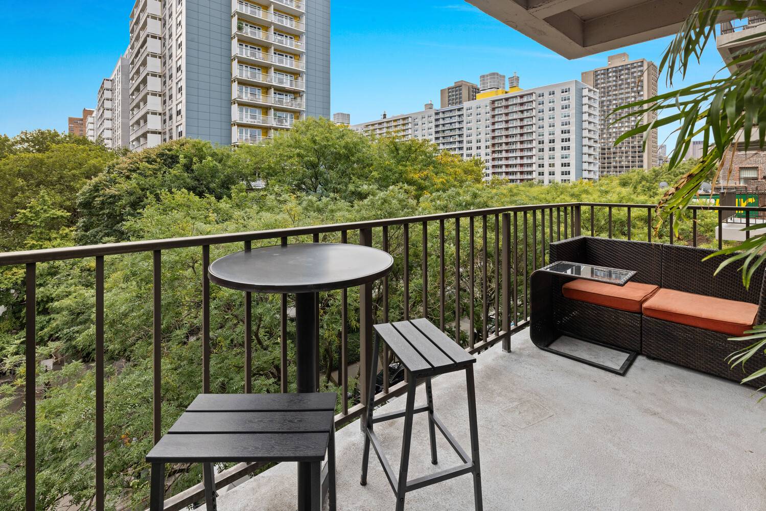 Prime Greenwich Village Floor Through with Three Exposures, Two Corner Terraces amp ; Designer Finishes Perfectly positioned just one block south of Washington Square Park, this floor through residence at ...