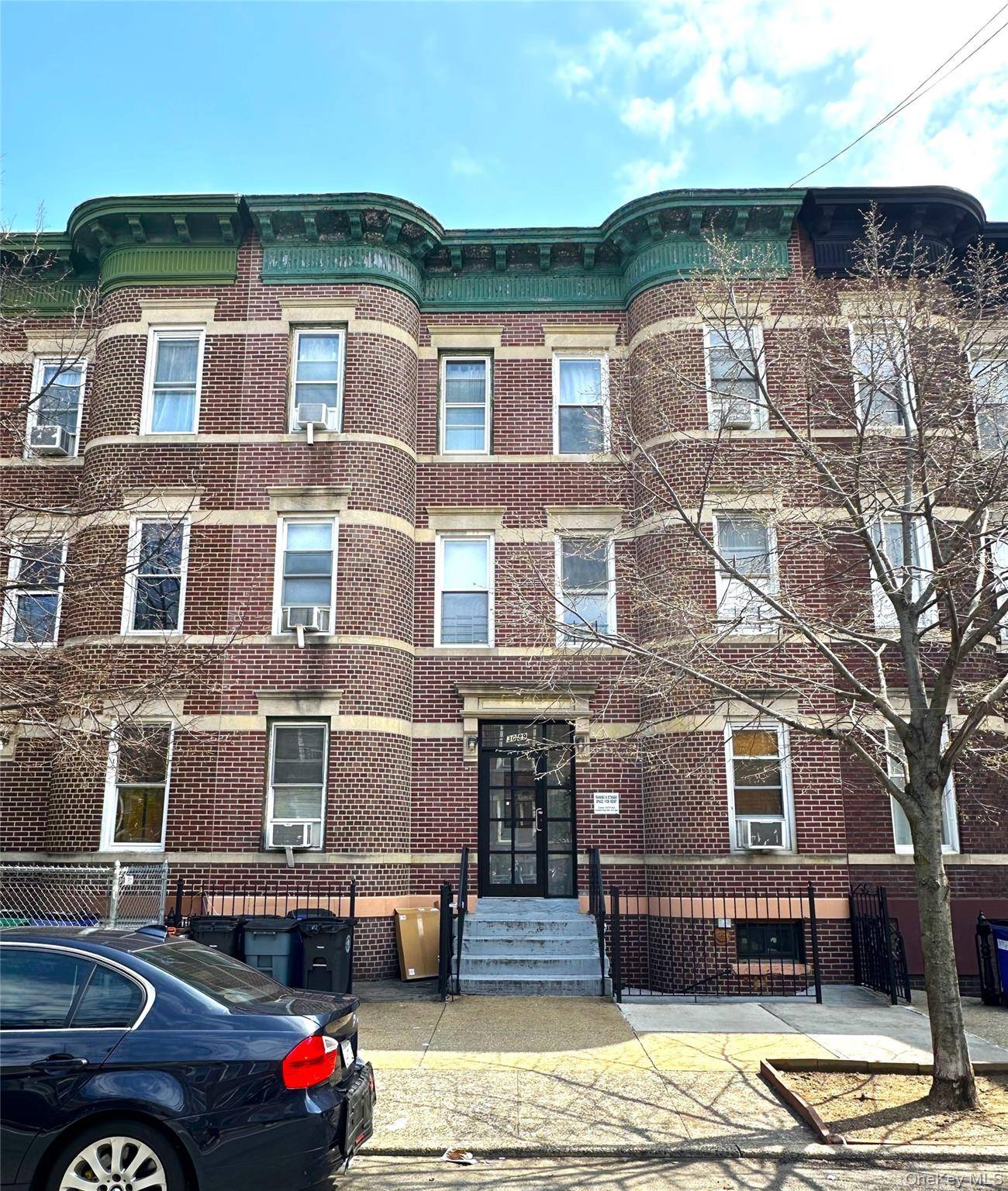 Legal 6 Family Building in Prime Astoria Location !
