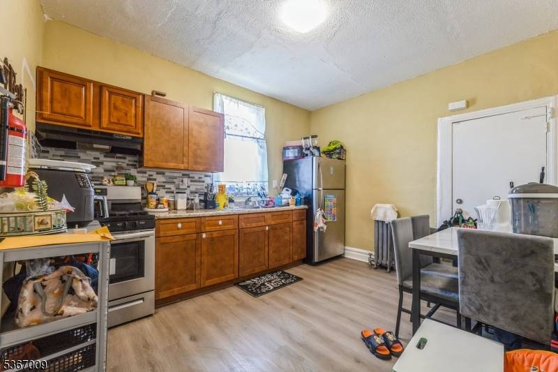 Well maintained 2 family home in Newark featuring 3 bedrooms and 1 full bath in each unit.