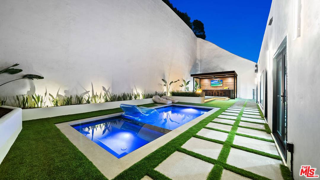 1846  N Franklin Canyon Dr 5BR Beverly Hills Post Office | B.H.P.O. La