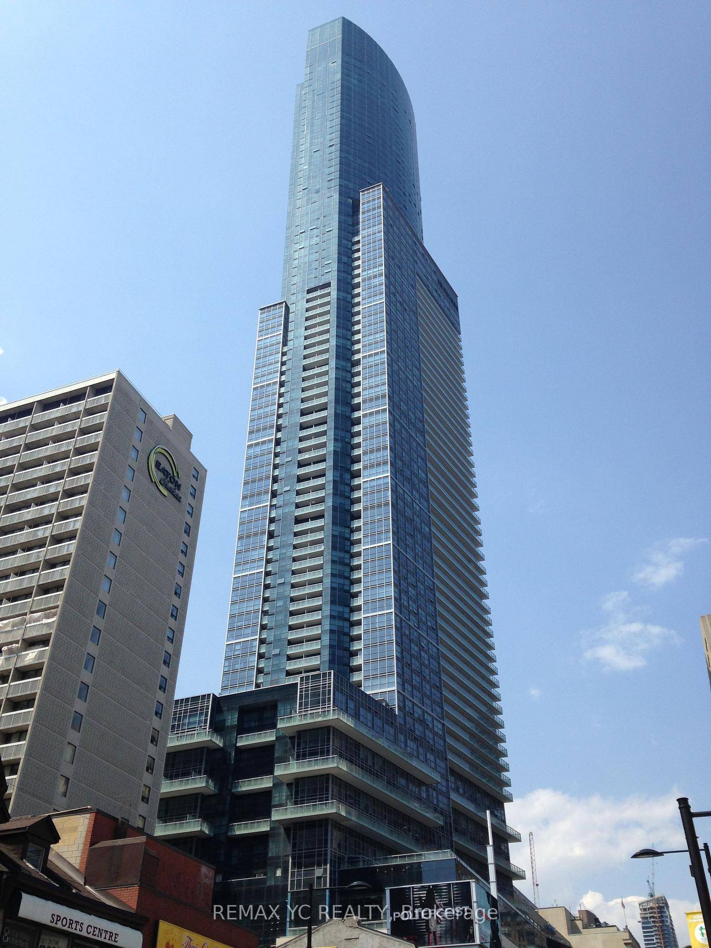 Live In The Iconic Aura Condo In The Heart Of Downtown Toronto !