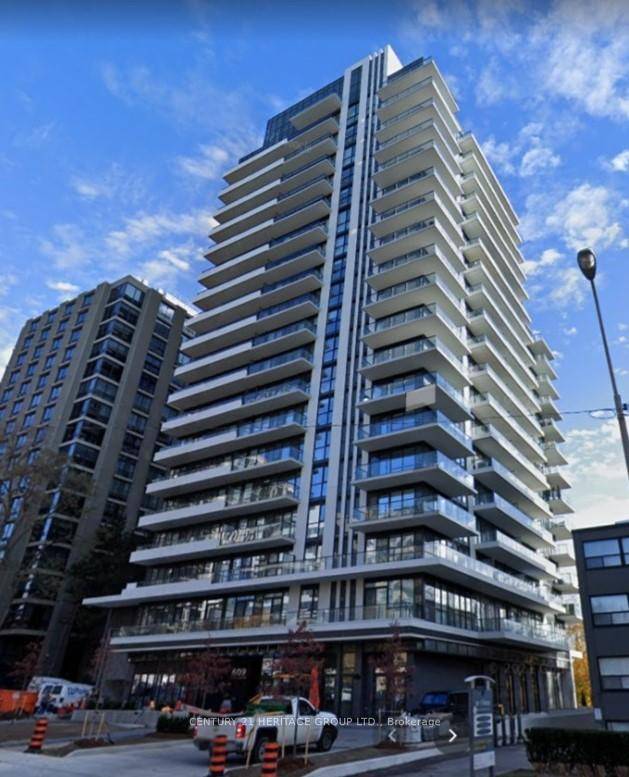 Welcome to Luxury 609 Avenue Rd condos, bright 1 1 bedroom, laminate floor throughout.