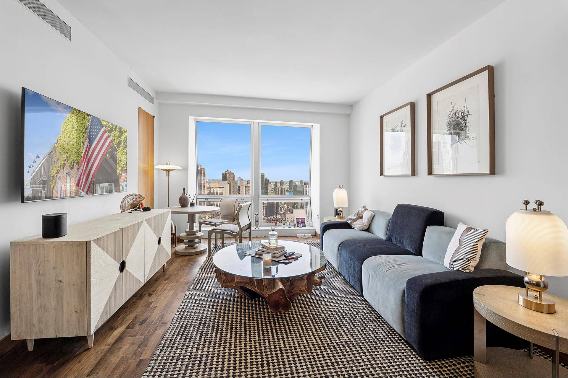 Furnished rental at 400 Fifth Avenue !