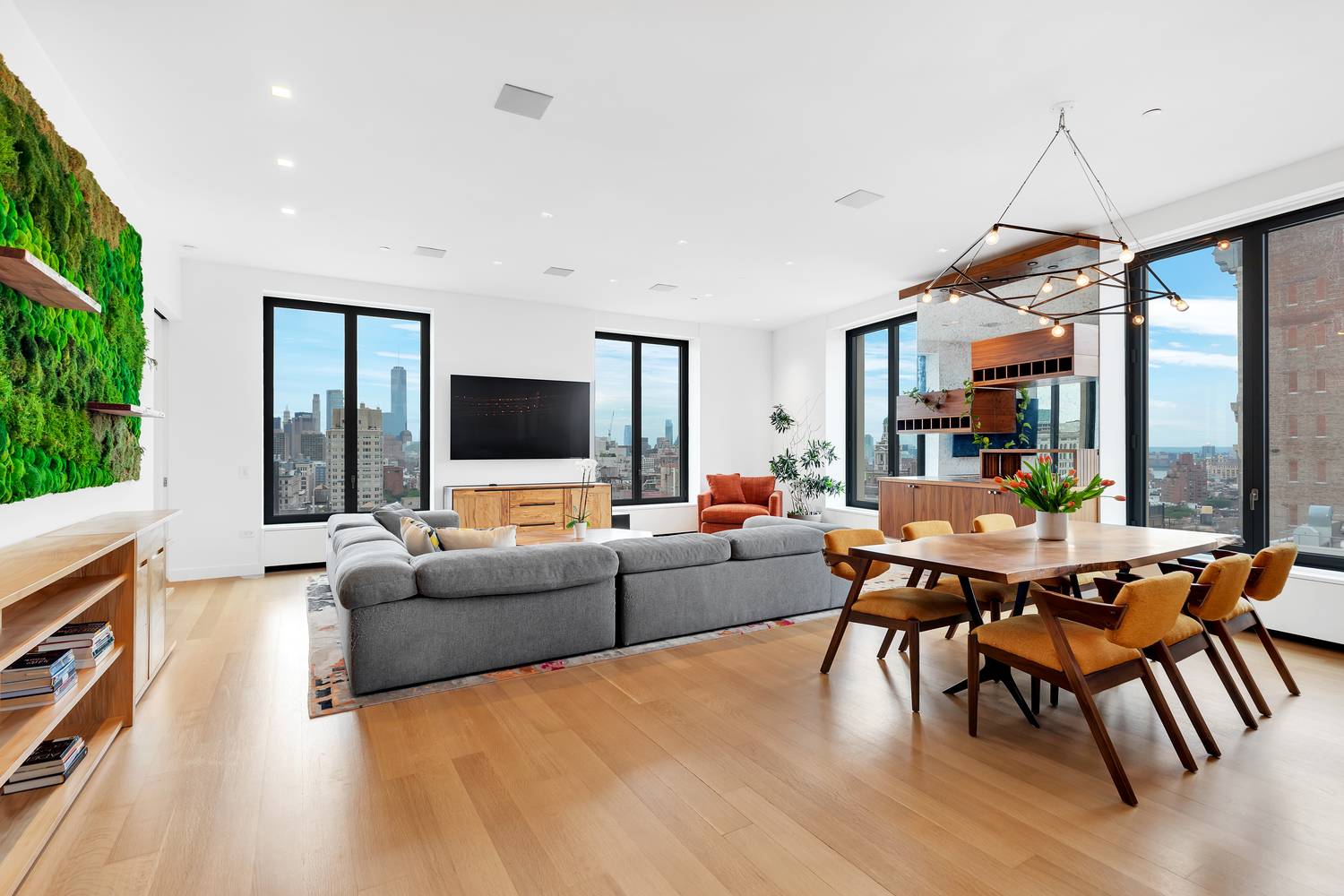 High floor 2, 496 sq. ft.