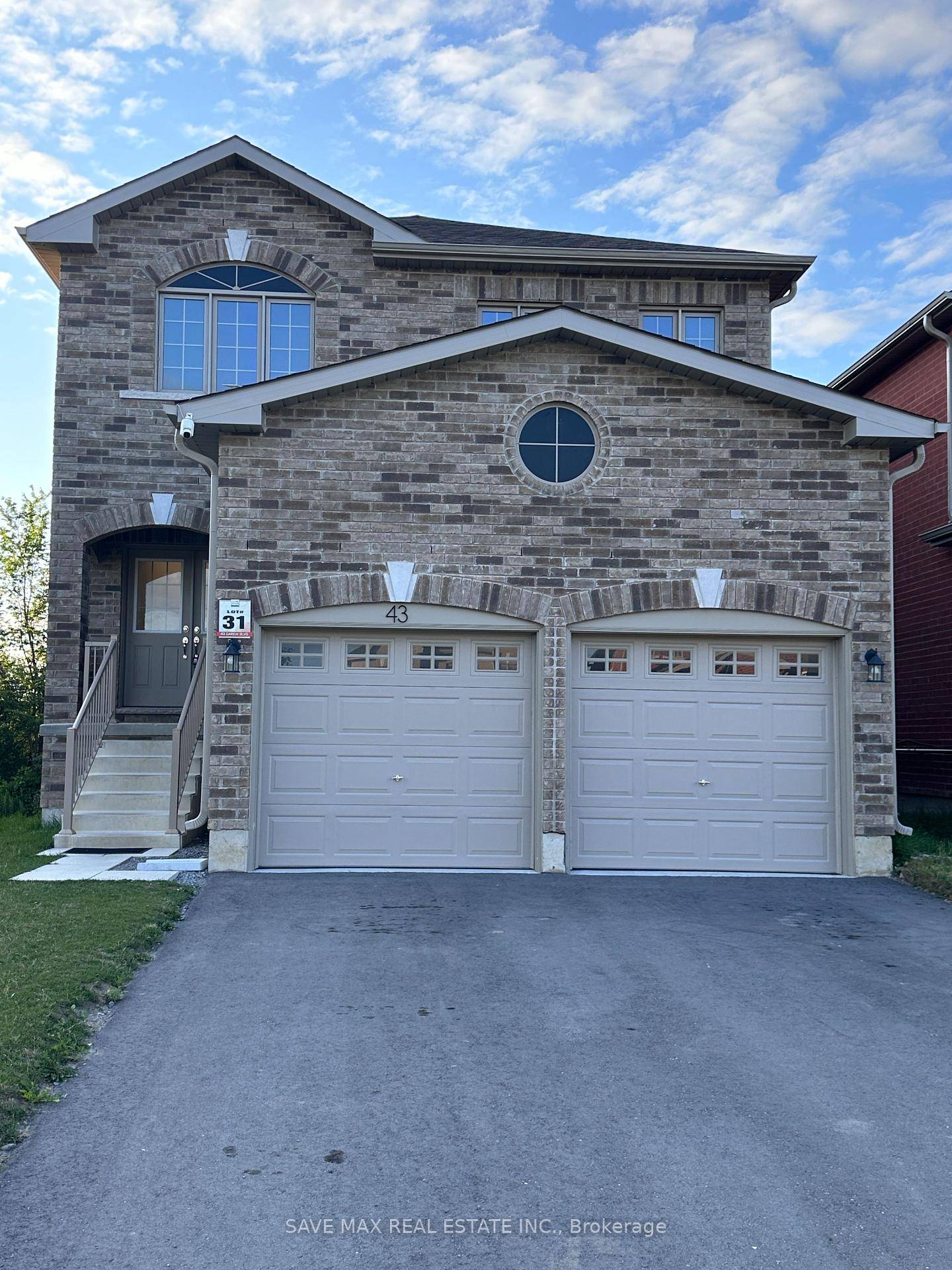Welcome to Your Dream Home in the Heart of Kwartha Lakes !