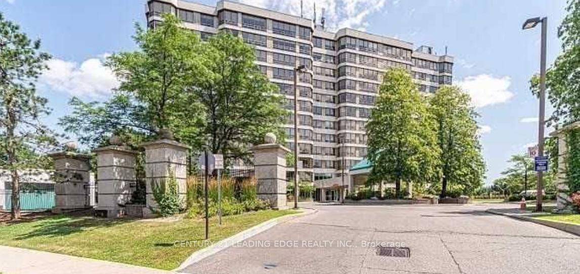 Welcome to Pinnacle I, a rare gem overlooking the serene Etobicoke Creek ravine.