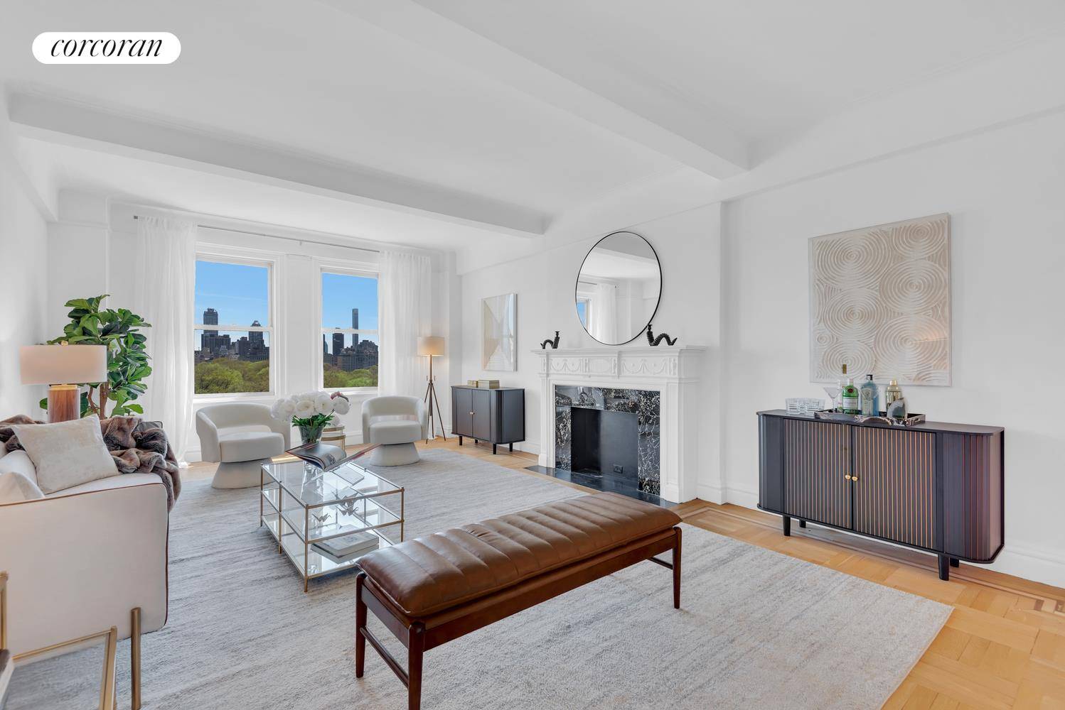 One of the most spectacular vantage points overlooking Central Park and the city skylineemanatesfromthis beautiful, high floor classic 6 room home at 65 Central Park West, one of the Avenue's ...