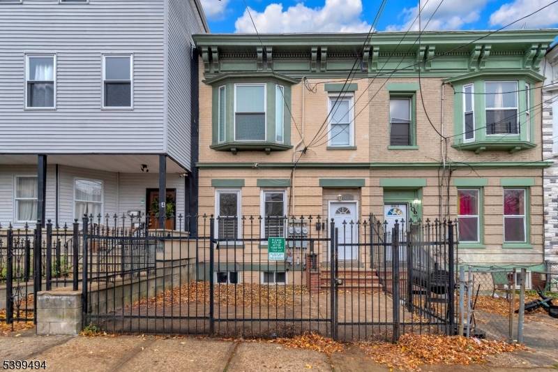 Welcome to 106 Peabody Place a generously proportioned, move in ready home offering comfort, convenience, and plenty of room to grow.