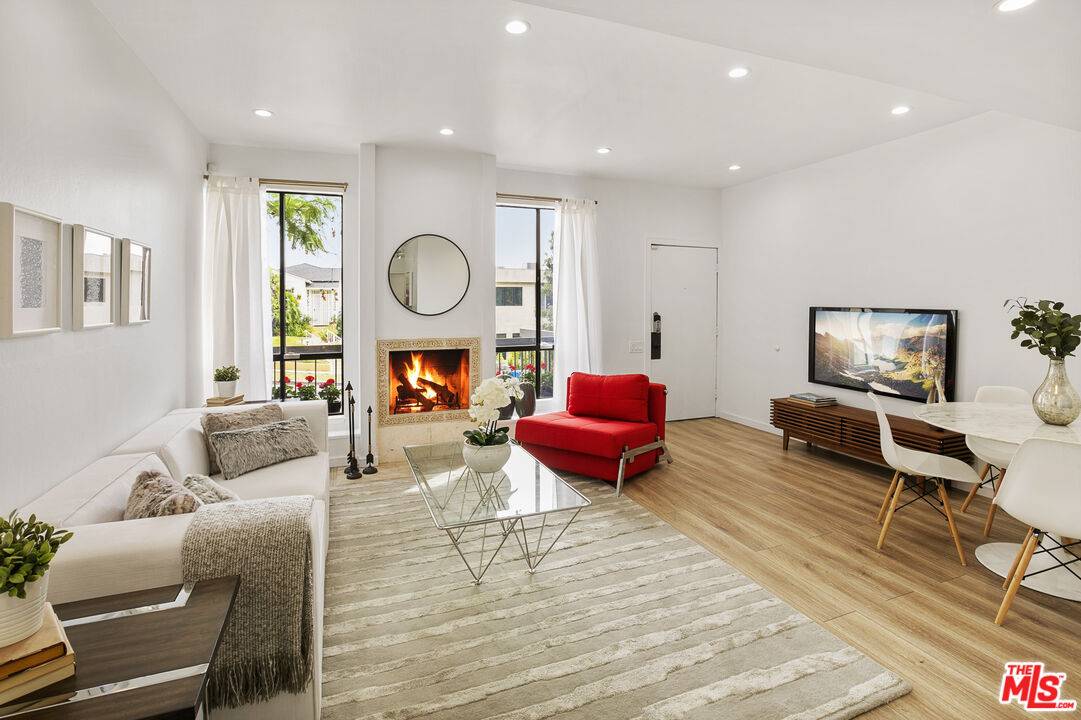 1220 Manning Ave 3BR Westwood La