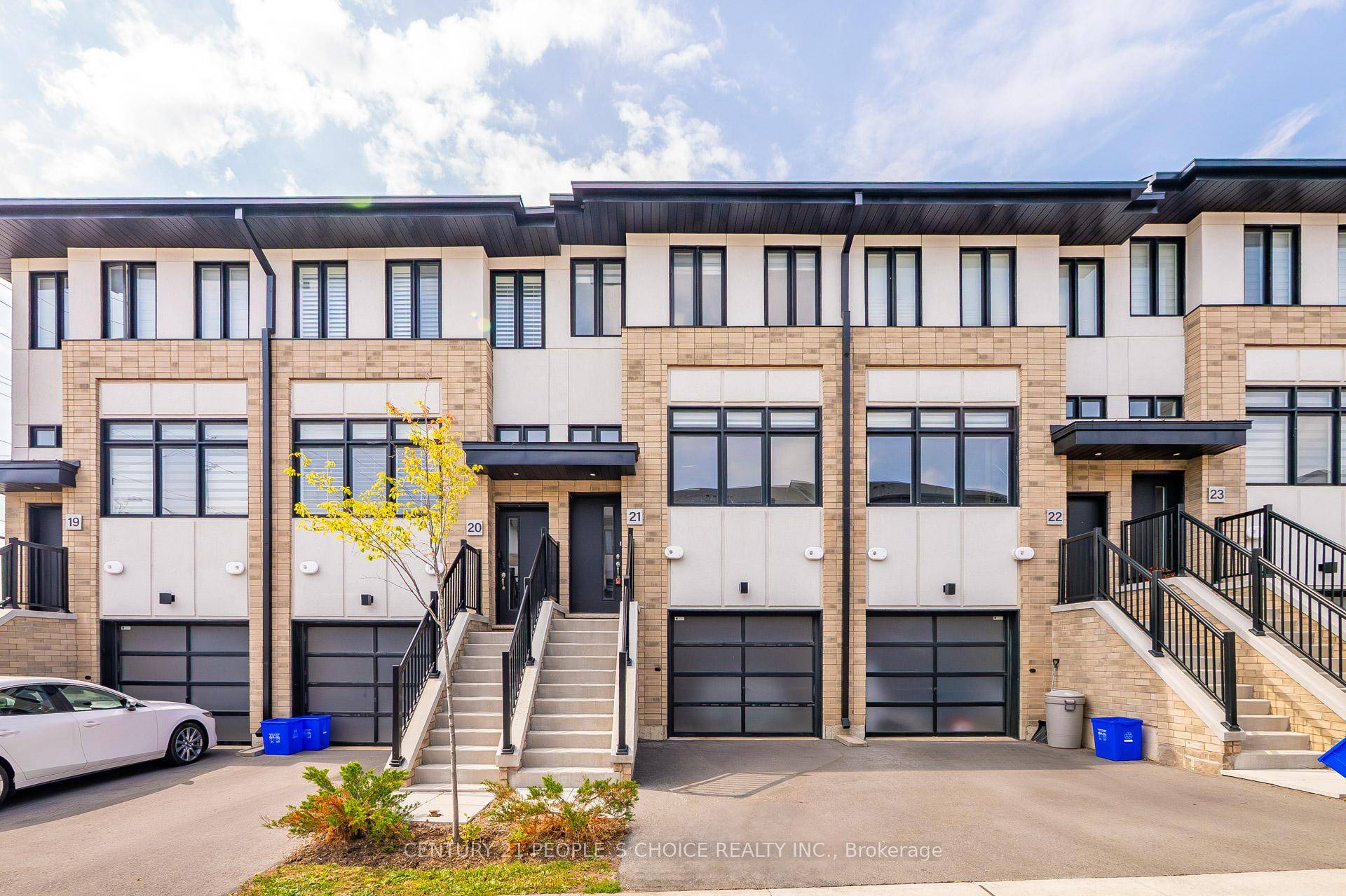 Welcome to Montelena in Ancaster, a beautiful modern townhouse community offering contemporary living situated in a charming suburban neighbourhood.