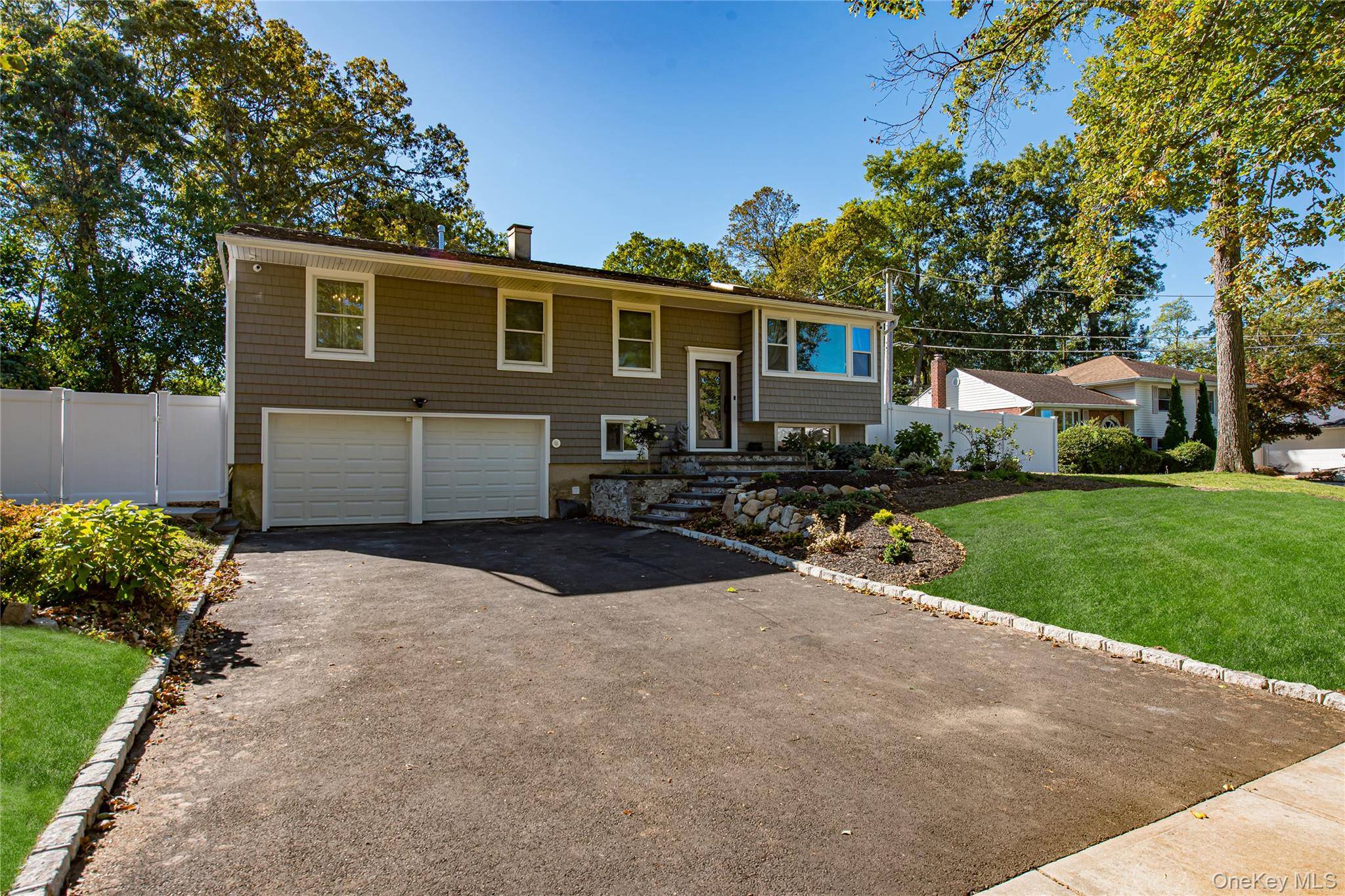 Exquisite 5 Bedroom Hi Ranch in the Commack School District Presenting a truly exceptional 5 bedroom, 3 bathroom Hi Ranch residence, ideally located in the highly acclaimed Commack Blue Ribbon ...