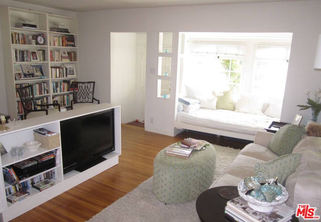 1301  Stanford St 2BR Santa Monica La