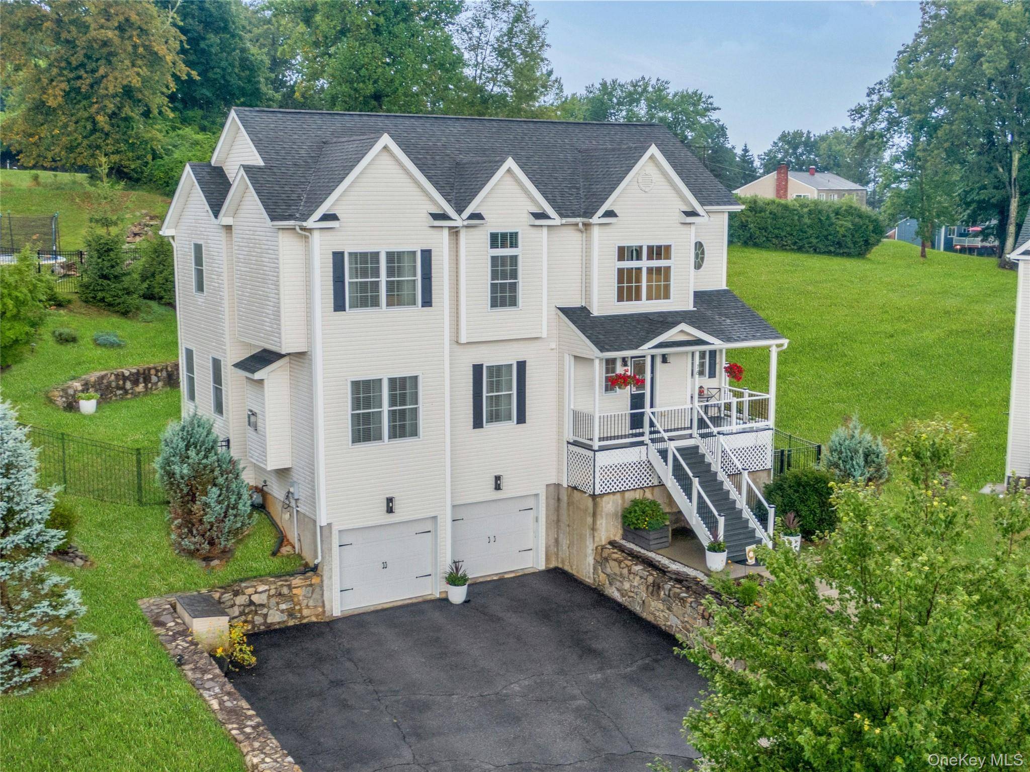 THE RIDGE TOP RETREAT At the end of a picture perfect cul de sac in the sought after Ridge Top Estates, located just under an hour from New York City, ...